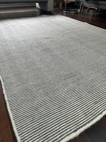 Vloerkleed ZGAN beschikbaar voor biedingen