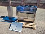 Smeg gasfornuis 6 pits met boretti afzuigkap compleet, Witgoed en Apparatuur, Fornuizen, 60 cm of meer, Ophalen of Verzenden, Zo goed als nieuw