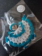 Nieuw gehaakte (sleutel) hanger engeltje - meisje blauw, wit, Ophalen of Verzenden, Nieuw