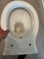Wc pot met sproeier+ deksel, Doe-het-zelf en Verbouw, Sanitair, Ophalen of Verzenden, Nieuw, Toilet