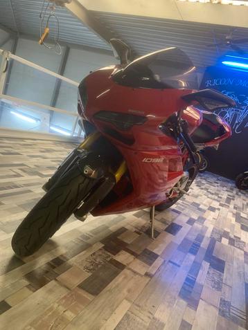Ducati 1098S – 2007 – Topstaat – Full Termignoni + Carbon beschikbaar voor biedingen