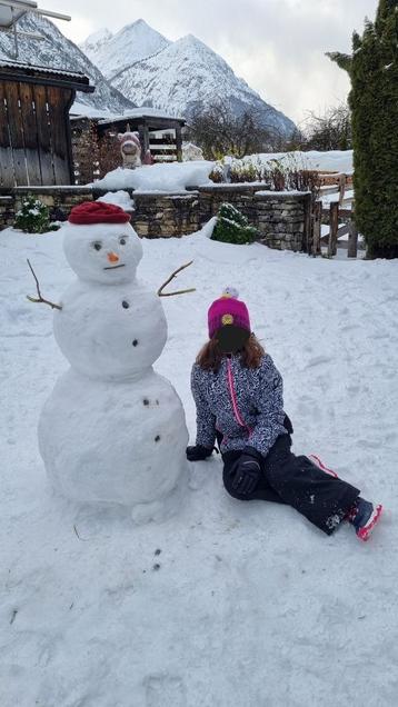 Skipak meisje 122-128 1x jas  en 2x broek beschikbaar voor biedingen