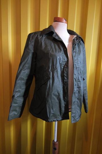 Armani Jeans vintage gevoerde groene regenjas maat 38 beschikbaar voor biedingen