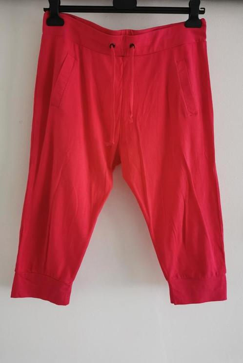 New Yorker broek mt. M, Kleding | Dames, Sportkleding, Zo goed als nieuw, Fitness of Aerobics, Maat 38/40 (M), Rood, Verzenden
