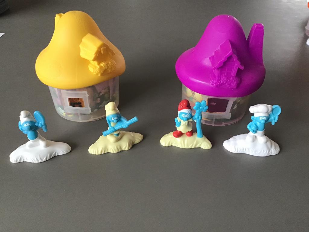 Smurfenhuisjes paars en geel , Mc Donalds 2017., Verzamelen, Smurfen, Ophalen of Verzenden, Zo goed als nieuw, Overige Smurfen