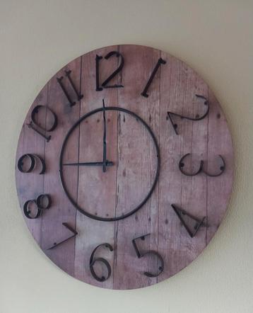 Kwantum rustieke industriele wandklok 70cm Ehv geldrop mierl beschikbaar voor biedingen