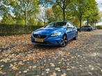 Volvo V40 2.0 T3 152PK 2019 Blauw, Voorwielaandrijving, 15 km/l, Zwart, 4 cilinders