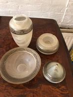 Antieke Handgeblazen OpaalGlazen Set, Ophalen