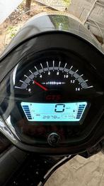 GTS Toscana Dynamic scooter 2021, Fietsen en Brommers, Snorfietsen en Snorscooters, Zo goed als nieuw, Benzine, Ophalen, Overige merken