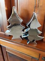 SET VAN 2. zilverkleurige kerstboom. kerstboom keramiek, Diversen, Ophalen of Verzenden, Zo goed als nieuw