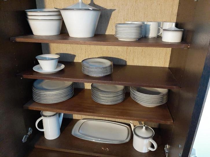 Rosenthal servies, Huis en Inrichting, Keuken | Servies, Zo goed als nieuw, Compleet servies, Overige stijlen, Porselein, Ophalen