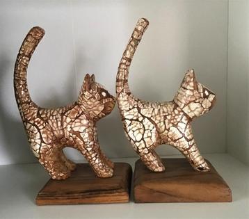 Boekensteuntjes katten beschikbaar voor biedingen