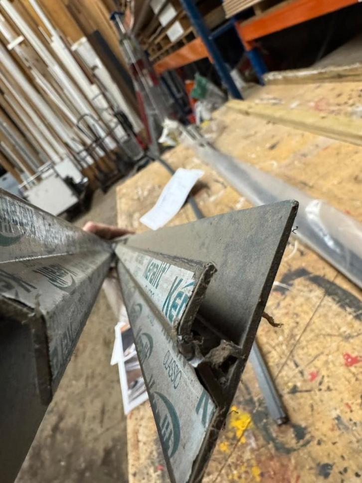 Keralit (2843), Doe-het-zelf en Verbouw, Vloerdelen en Plavuizen, Nieuw, Overige typen, Overige materialen, 150 cm of meer, 30 cm of meer