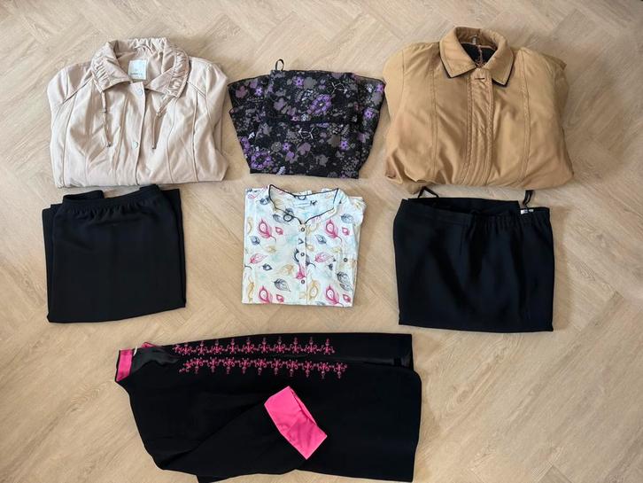 Pakket dameskleding 46 of xxxl, Kleding | Dames, Grote Maten, Gedragen, Jas of Mantel, Beige, Ophalen of Verzenden