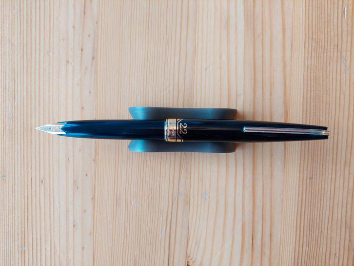 Vintage Platinum Vulpen 22k penpunt, Verzamelen, Pennenverzamelingen, Gebruikt, Vulpen, Overige merken, Ophalen of Verzenden