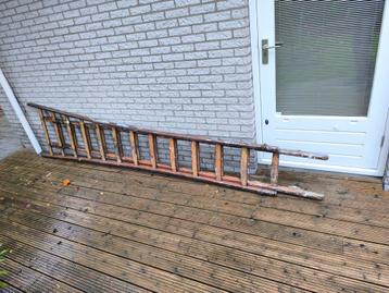 Gratis Houten Schildersladder 5m20 - Afhalen beschikbaar voor biedingen