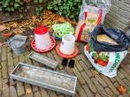 Div. voerbakken, houtkrul, beukensnippers, luizenvanger etc, Dieren en Toebehoren, Pluimvee | Toebehoren, Ophalen, Gebruikt, Drinken en Voederen