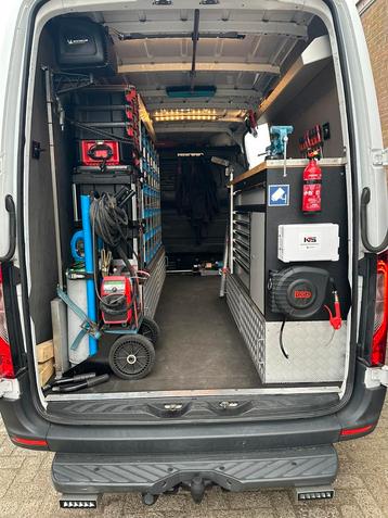 Bedrijfswagen Inrichting RVS op Maat voor Monteurs en zzper beschikbaar voor biedingen