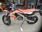 Aprilia SX50 Factory , in nieuwe staat., Fietsen en Brommers, 6 versnellingen, Maximaal 45 km/u, 49 cc, Zo goed als nieuw