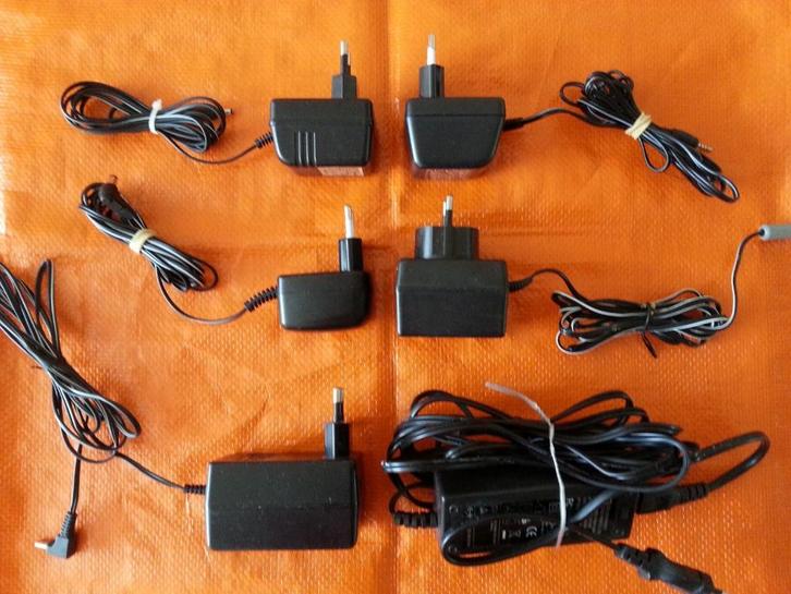 Diverse AC adapters, voedingen, opladers, Audio, Tv en Foto, Opladers, Zo goed als nieuw, Ophalen of Verzenden