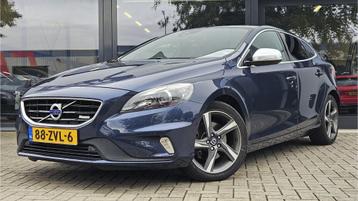 Volvo V40 1.6 T3 R-Design + PANO DAK + XENON + CAMERA + SOUN beschikbaar voor biedingen