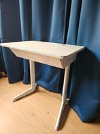 60breed x42diep x62hoog bureau, Ophalen, Gebruikt