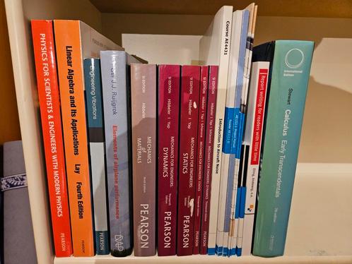 Aerospace Engineering bachelor studieboeken, Boeken, Studieboeken en Cursussen, Gelezen, WO, Beta, Ophalen of Verzenden