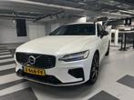 Volvo V60 T8 Twin Engine 390pk AWD 2019 Wit, Auto's, Volvo, Automaat, 4 cilinders, 1972 kg, Wit