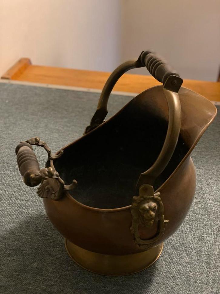 Antieke Koperen Kolenkit met Leeuwenkoppen, Antiek en Kunst, Antiek | Koper en Brons, Koper, Ophalen