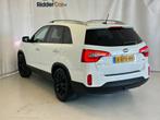 Kia Sorento 2.4 GDi BusinessLine|GARANTIE|TREKHAAK|PANO|NAVI, Auto's, Voorwielaandrijving, Euro 5, Gebruikt, 2000 kg