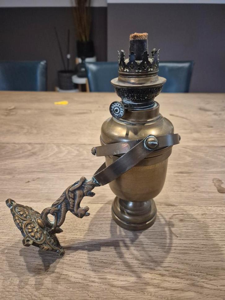 Kosmos Brenner Petroleumlamp met Drakenhouder, Antiek en Kunst, Antiek | Lampen, Ophalen of Verzenden