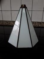 TIFFANY LAMPEKAP WIT HOOGTE 20 CM, Huis en Inrichting, Lampen | Lampenkappen, Rond, Wit, Ophalen of Verzenden, Zo goed als nieuw