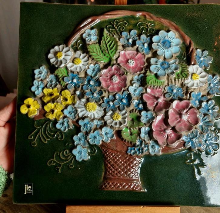 Grote erg mooie JIE Gantofta wandtegel 869 30x30, Antiek en Kunst, Antiek | Keramiek en Aardewerk, Ophalen of Verzenden