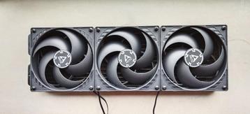 Alphacool NexXxoS ST30 420mm full copper + Arctic P14 fans beschikbaar voor biedingen