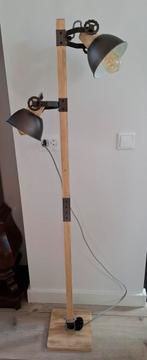 Staande schemerlamp., Huis en Inrichting, Lampen | Vloerlampen, Ophalen, Zo goed als nieuw, 150 tot 200 cm