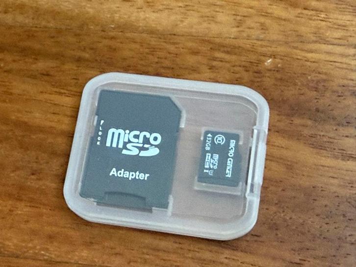 Micro Center 32GB Micro SDHC Kaart met SD Adapter, Audio, Tv en Foto, Fotografie | Geheugenkaarten, Nieuw, MicroSDHC, 32 GB, Smartphone