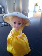 Cupcake suprice doll, Ophalen of Verzenden, Gebruikt, Overige typen
