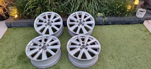 Nette 17 inch Mazda CX-3 CX-5 velgen winterbanden allseason, Auto-onderdelen, Banden en Velgen, Velg(en), Winterbanden, 17 inch