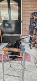Aambeeld 50kg - Smederij Gereedschap, Doe-het-zelf en Verbouw, Gereedschap | Handgereedschap, Ophalen of Verzenden, Gebruikt