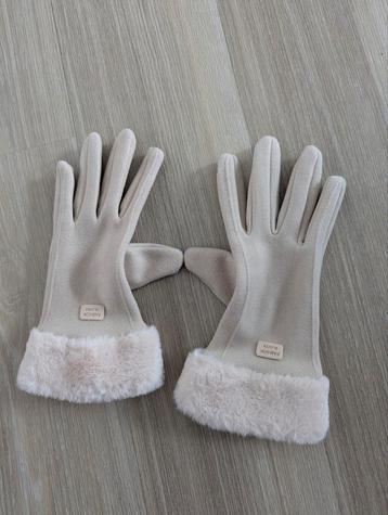 Beige Touchscreen Dames Handschoenen - One Size - Nieuw! beschikbaar voor biedingen