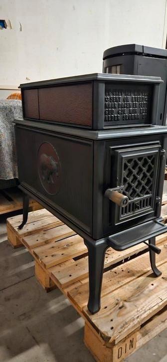 Jotul 118CB BlackBear in nieuwstaat Houtkachel beschikbaar voor biedingen