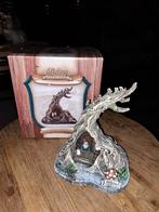 Muziekkabouter in holle boom met verlichting, Ophalen of Verzenden, Zo goed als nieuw, Beeldje of Poppetje