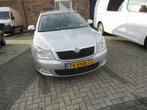 Skoda Octavia 1.6 TDI 77KW Combi Greentech 2011 Grijs, Auto's, Voorwielaandrijving, Zwart, 4 cilinders, Origineel Nederlands