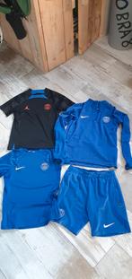 Psg pakje met extra's maat 137-147 m, Sport en Fitness, Voetbal, Maat XS of kleiner, Ophalen of Verzenden, Shirt