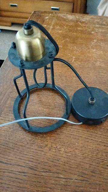 Hanglamp  beschikbaar voor biedingen