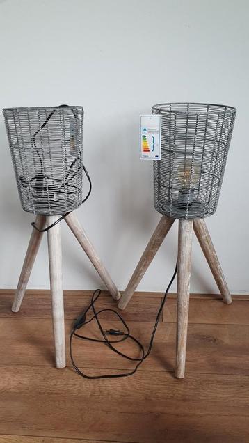 2 industriële lampen, NIEUW, 35 euro per lamp beschikbaar voor biedingen