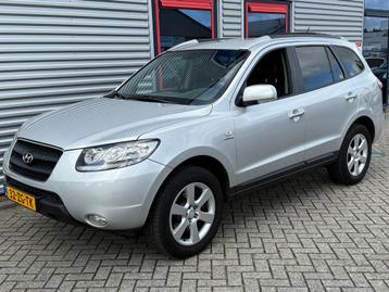 Hyundai Santa Fe 2.7i V6 4WD Supreme Clima Leder Nieuw Condi beschikbaar voor biedingen