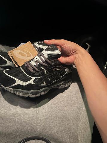 Zwarte Asics Sportschoenen Maat 41 beschikbaar voor biedingen