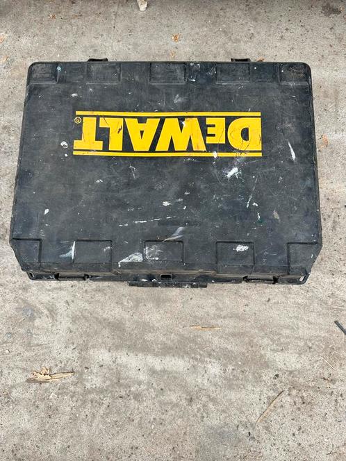 Dewalt Acculader + Accu's + Spijkers, Doe-het-zelf en Verbouw, Gereedschap | Boormachines, Gebruikt, Boormachine, Minder dan 400 watt