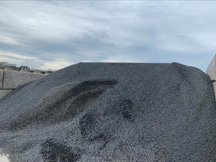 Basaltsplit voegsplit 2-5 mm antraciet zwart grind kiezel, Tuin en Terras, Grind, Keien en Split, Nieuw, Split, Antraciet, Basalt